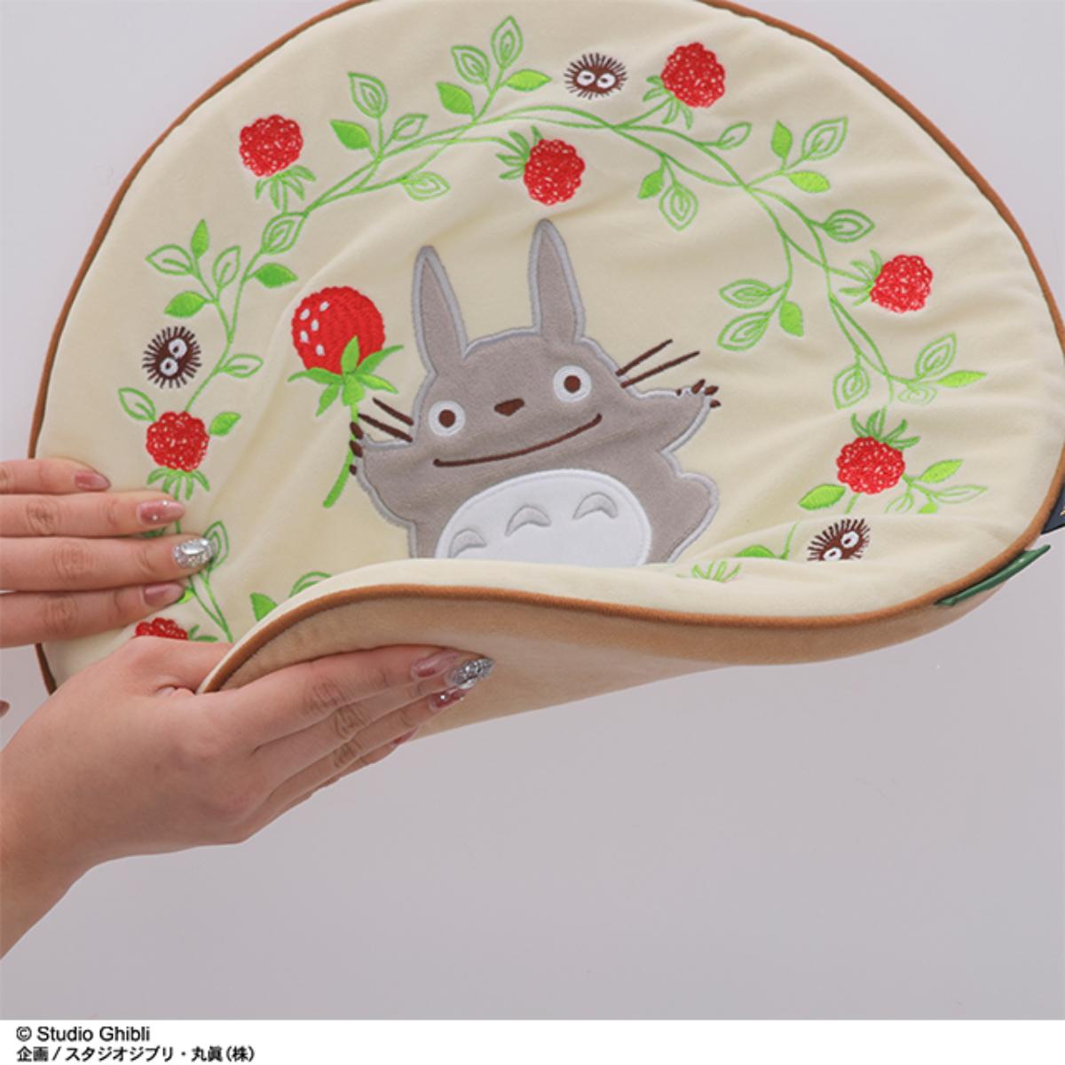 My Neighbor Totoro Wild Strawberry Wreath Round Seat Cushion
