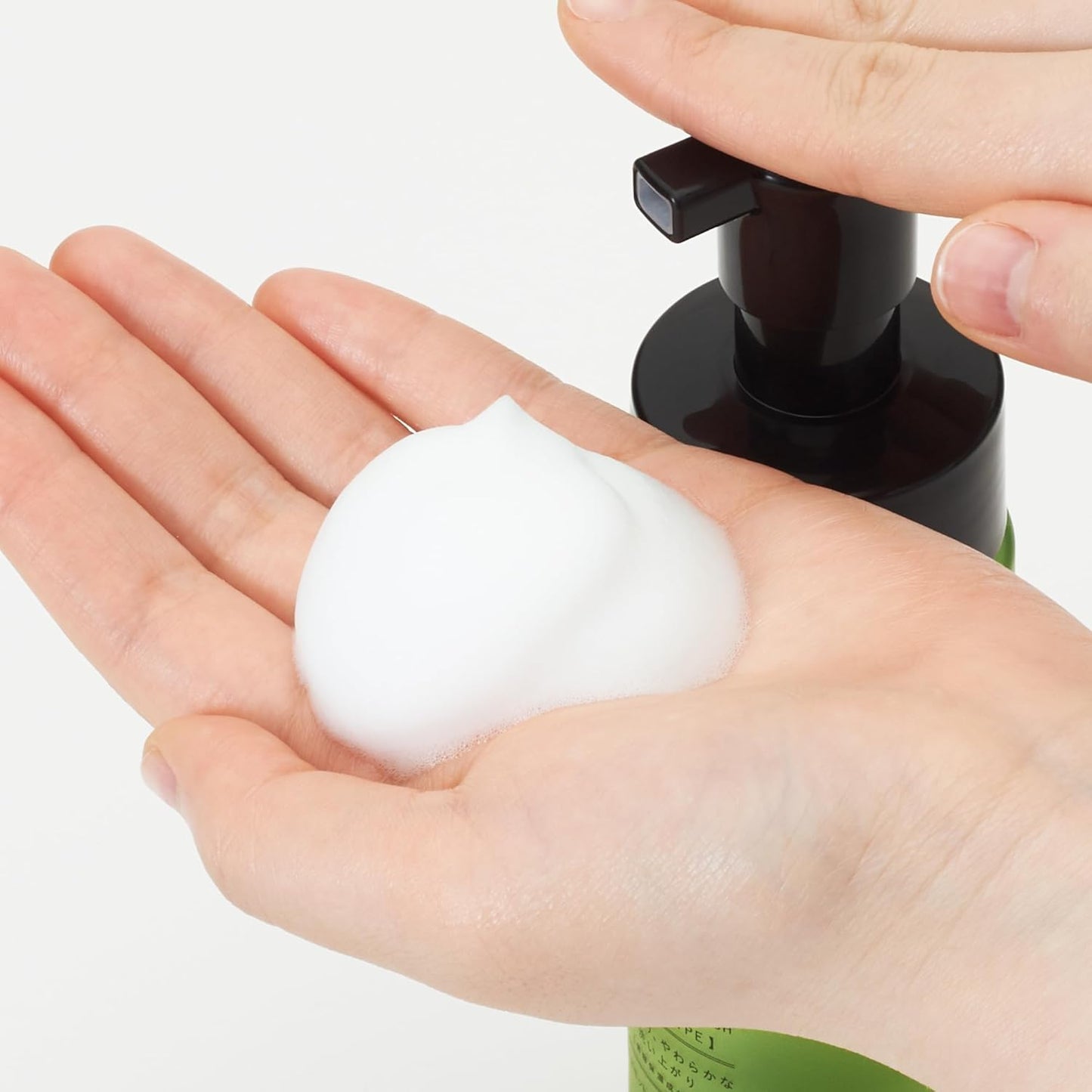 iroha Delicate Zone Soap Foam Intimate Wash Sweet Citrus Scent (150 ml)