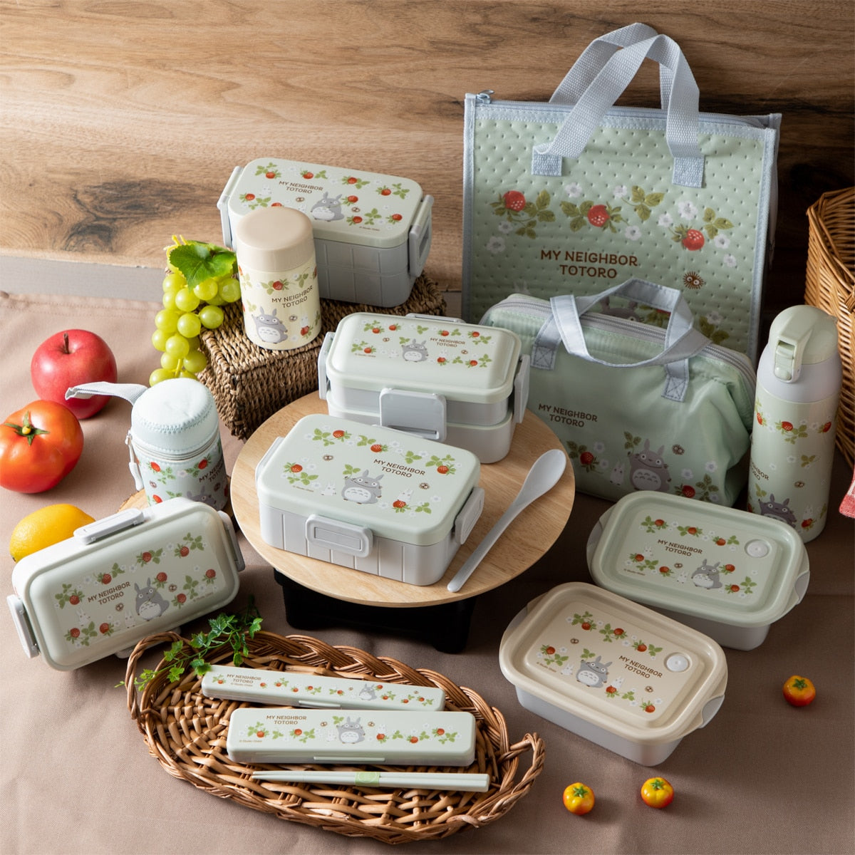 My Neighbor Totoro Antibacterial Nesting Food Container Set 3P Wild Strawberry
