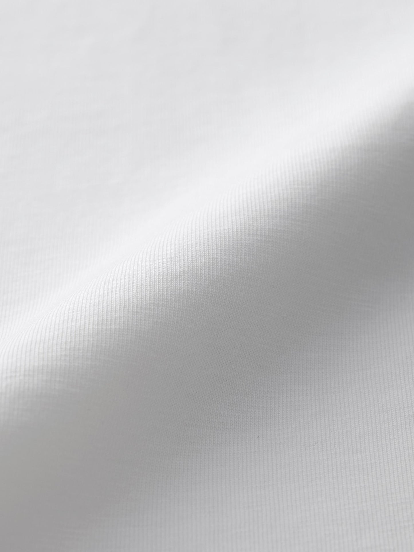 https://image.uniqlo.com/GU/ST3/AsianCommon/imagesgoods/359494/sub/goods_359494_sub81_3x4.jpg