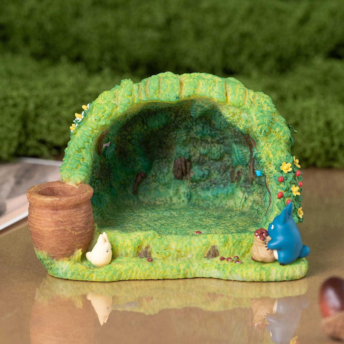 My Neighbor Totoro Diorama Pen Stand with Paperweight 4990593563371