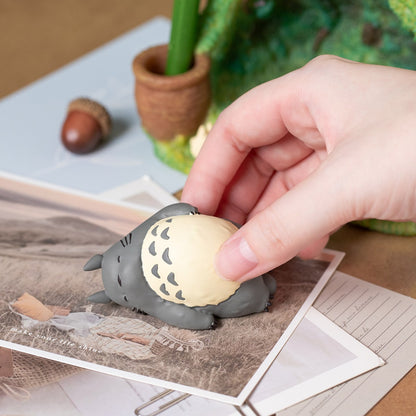 My Neighbor Totoro Diorama Pen Stand with Paperweight 4990593563371