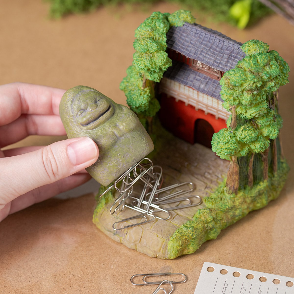 Donguri Republic Spirited Away Stone Statue Tunnel Diorama Tray 4990593563388