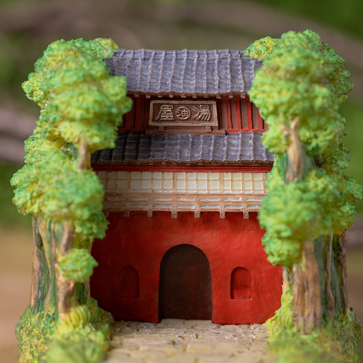 Donguri Republic Spirited Away Stone Statue Tunnel Diorama Tray 4990593563388