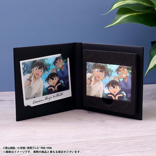 Detective Conan Badge Book Stand (Design D)