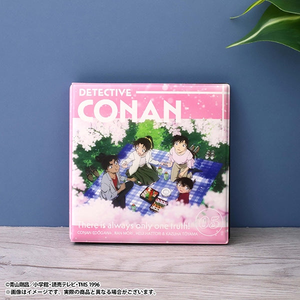 Detective Conan Badge Book Stand (Design B)