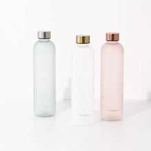 قم بتحميل الصورة في عارض الصور، Scale Water Bottle 1L (White) - Francfranc Limited