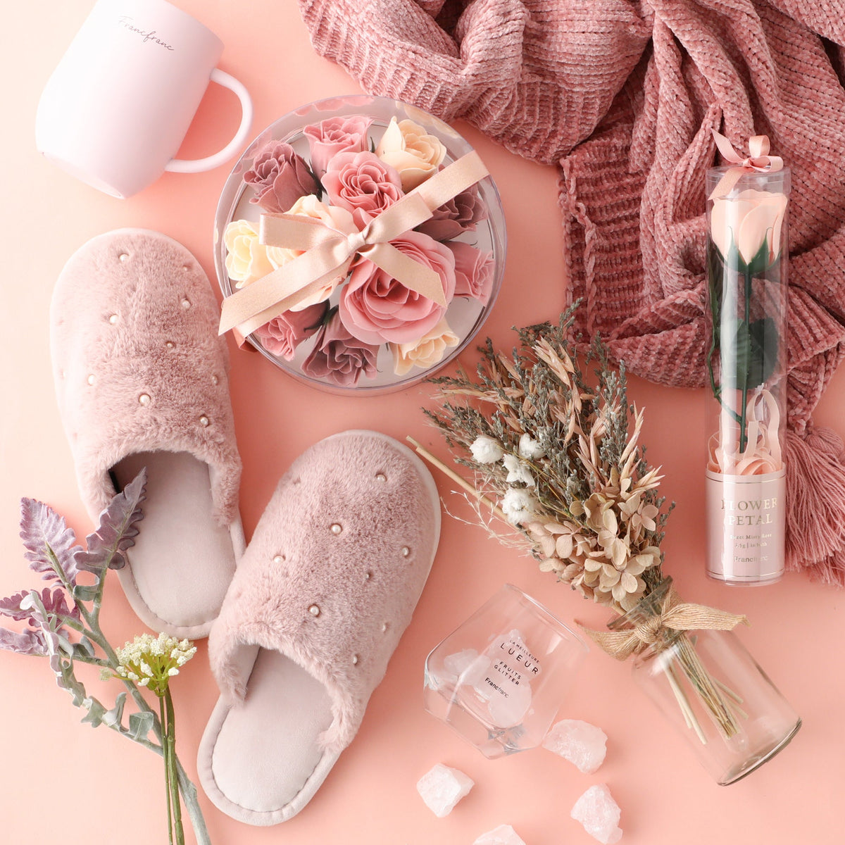 Eco-Fur Pearl Room Shoes Pink