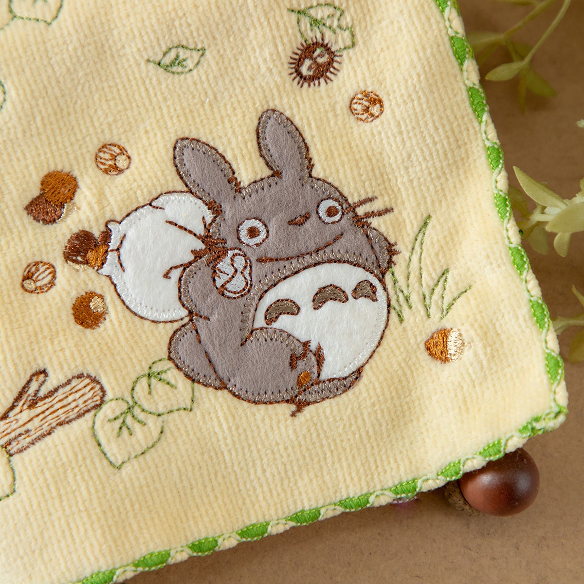 Studio Ghibli My Neighbor Totoro Path Mini Towel Embroidered 250x250mm