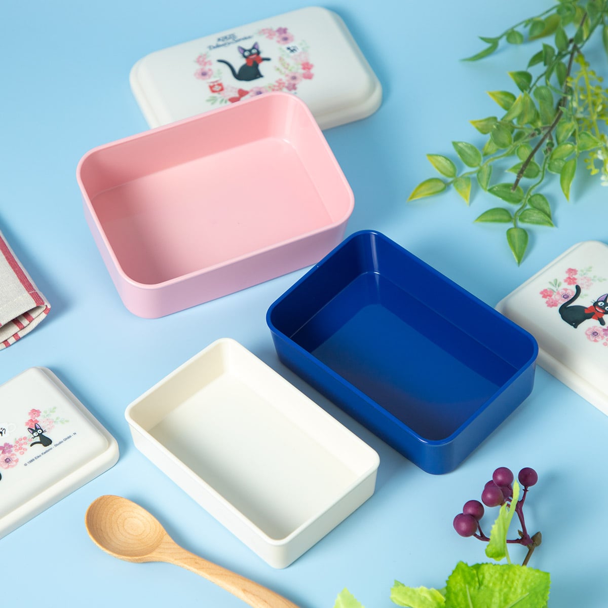Skater Kiki's Delivery Service Nesting Food Container 3-Piece French SLUS3AG