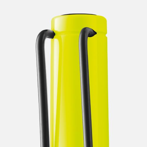 LAMY Safari Fountain Pen Ergonomic Grip Yellow Medium Nib
