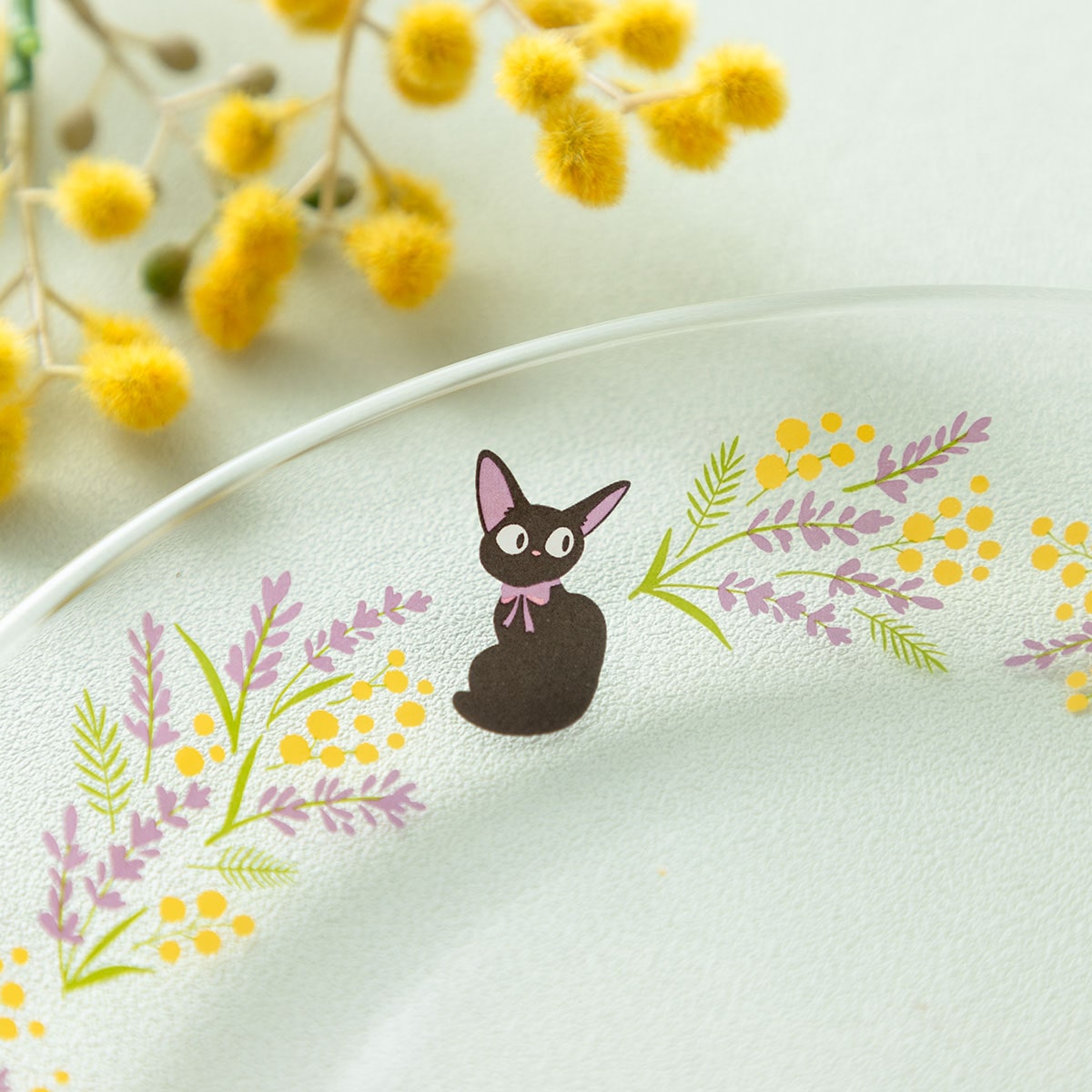 Donguri Closet Kiki's Delivery Service Flower Bouquet Glass Plate