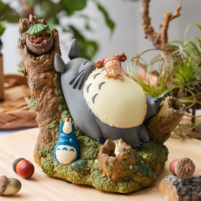 My Neighbor Totoro Totoro and Mei Music Box 4990593557004