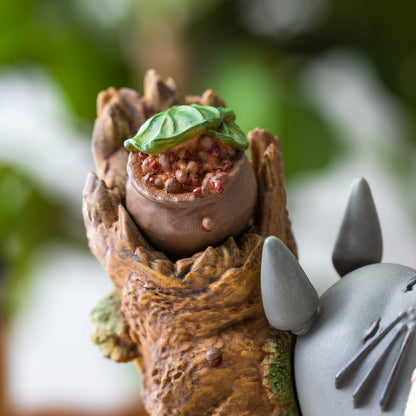 My Neighbor Totoro Totoro and Mei Music Box 4990593557004