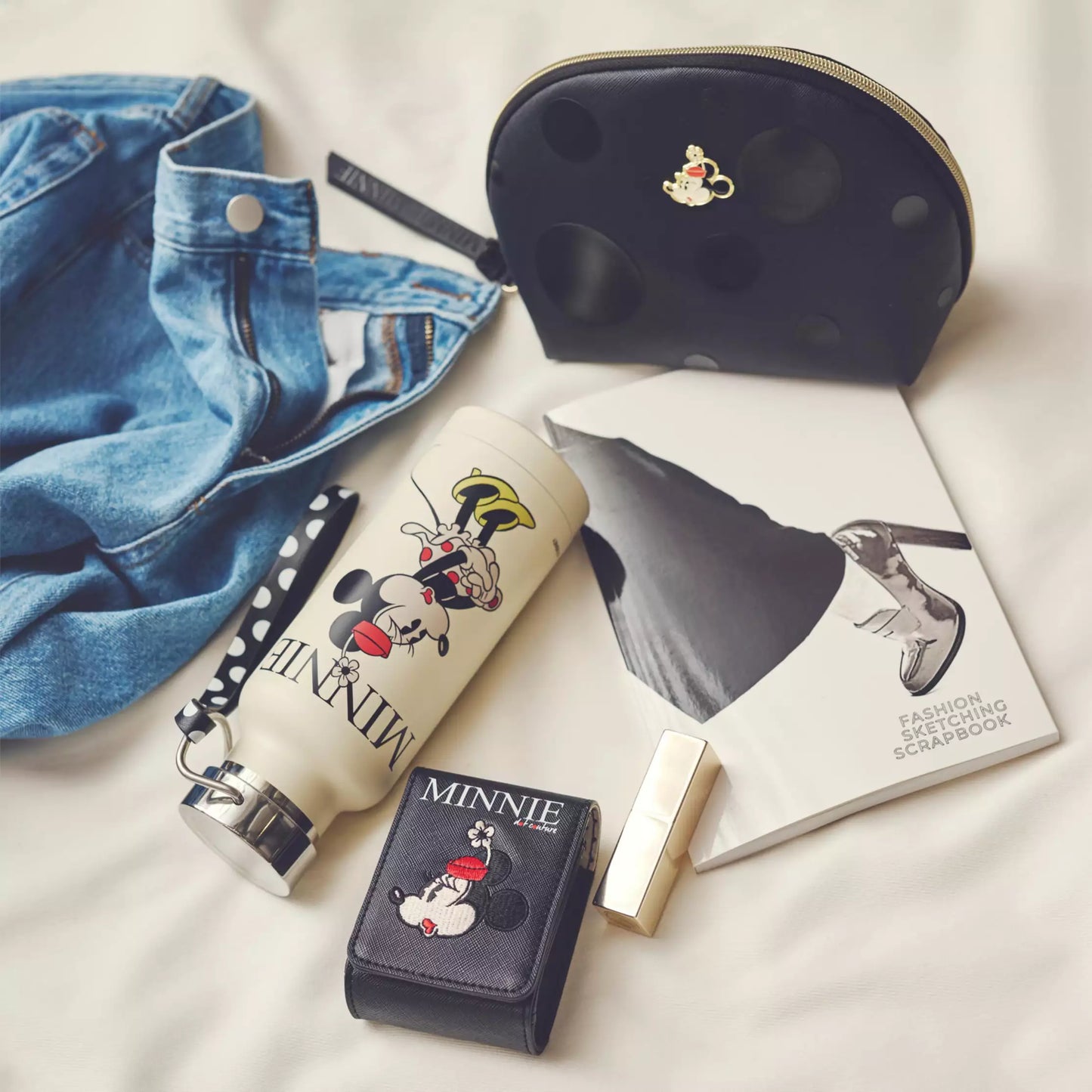 Minnie Stainless Steel Bottle with Strap MINNIE DAY 480ml - Disney Store Japan