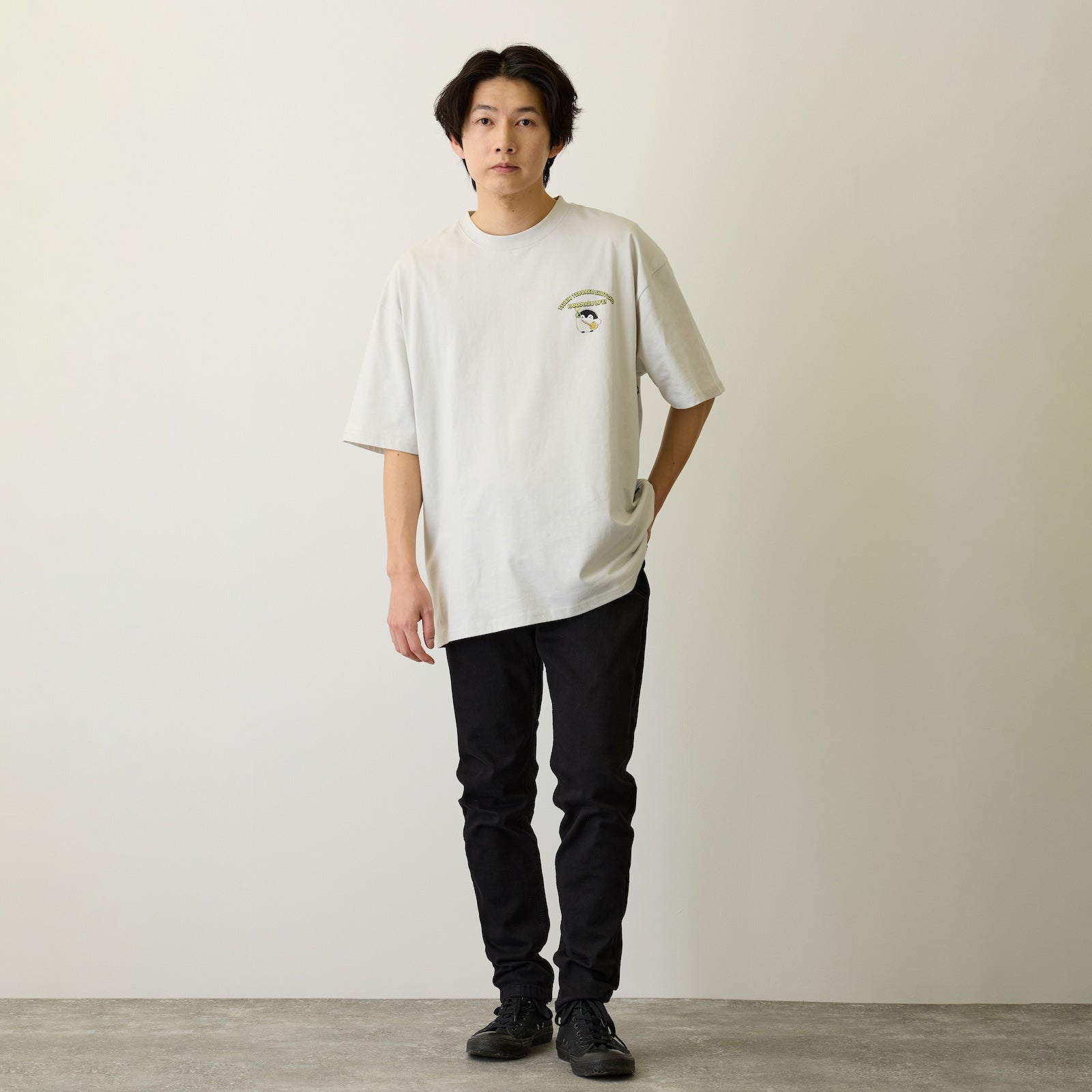 Koupen-chan Anime Packed Train Graphic Big Silhouette T-Shirt Gray