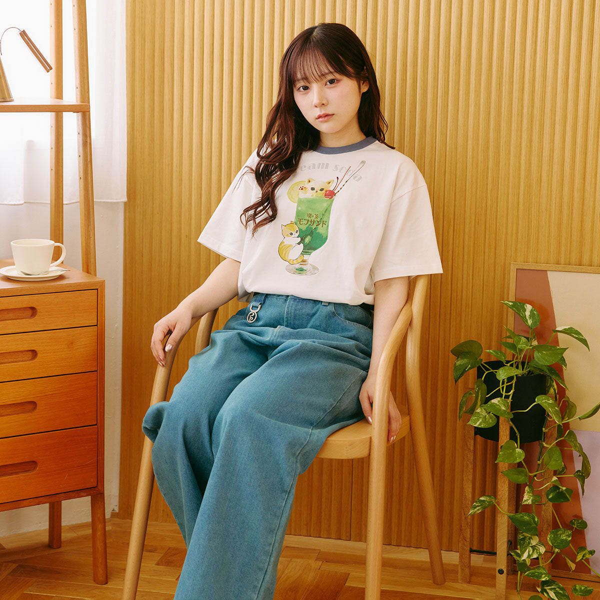 mofusand Cream Soda White T-Shirt 4570189208994