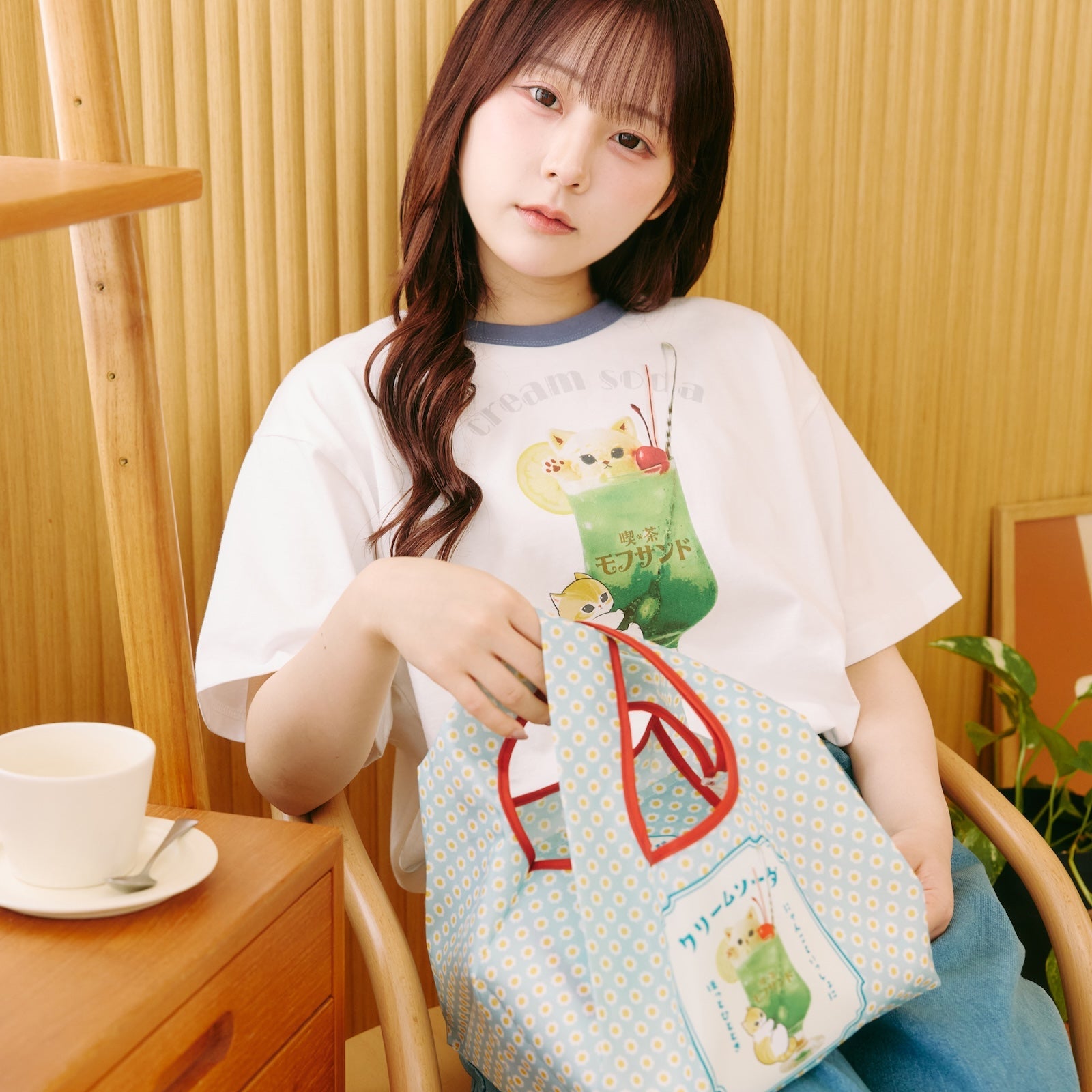 mofusand Cream Soda White T-Shirt 4570189208994