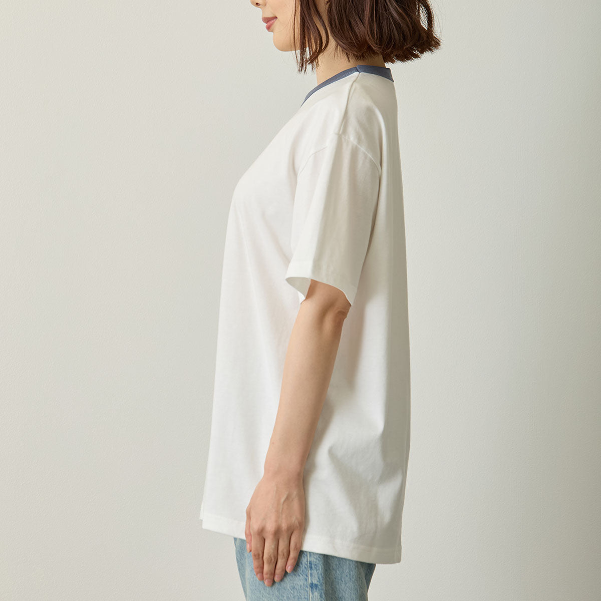 mofusand Cream Soda White T-Shirt 4570189208994