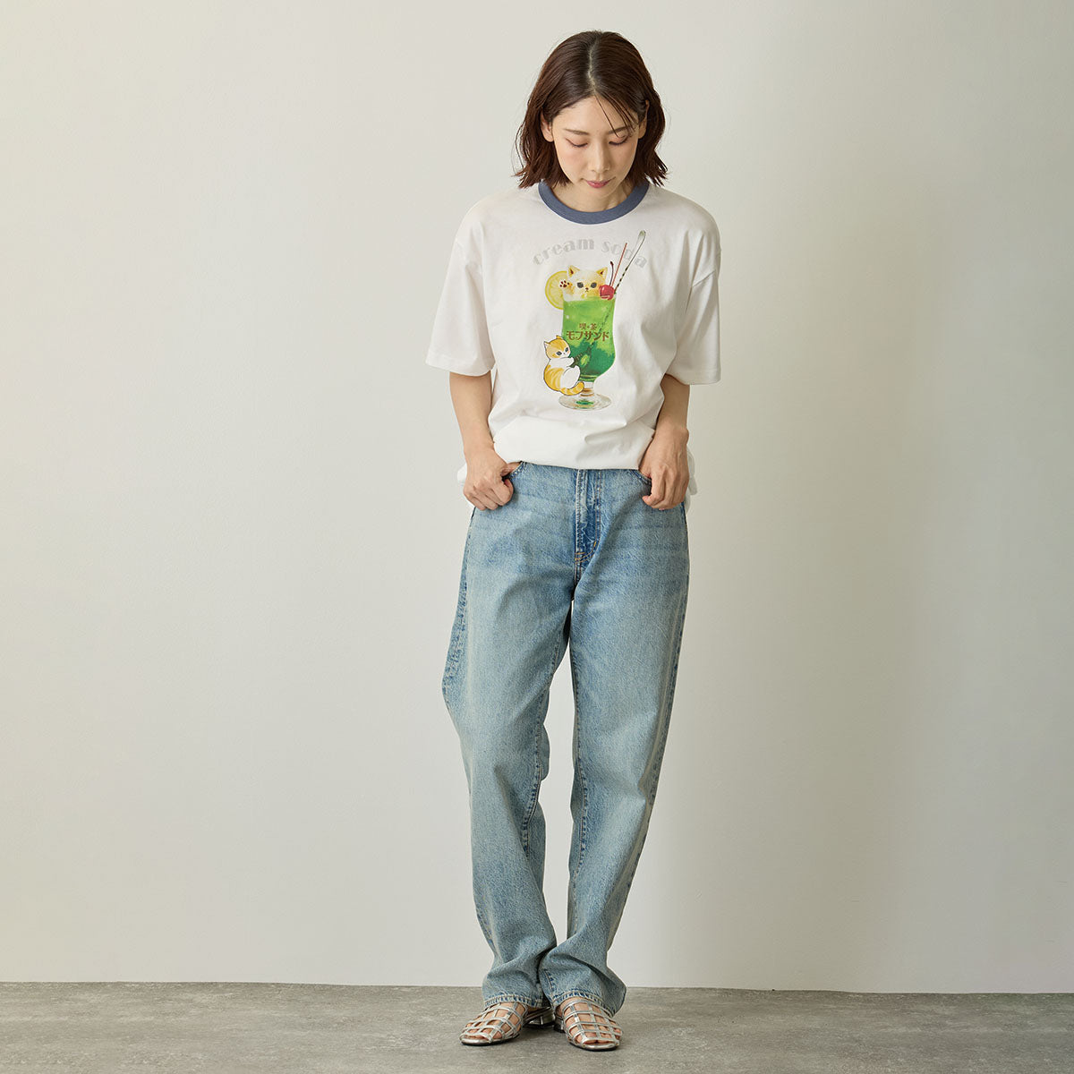 mofusand Cream Soda White T-Shirt 4570189208994