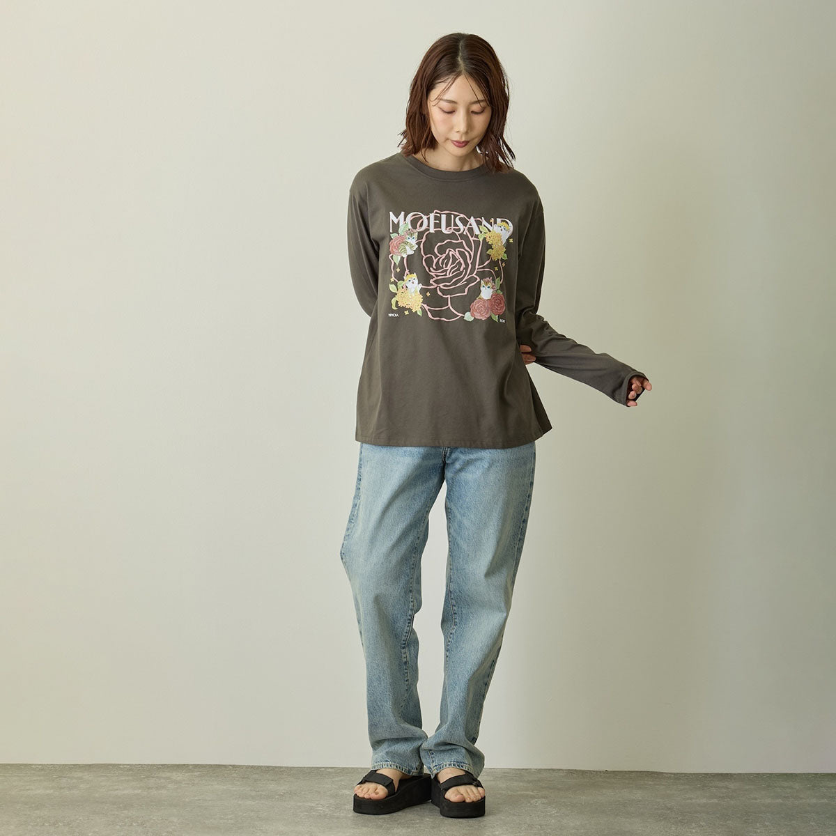mofusand x Hibiya Kadan Rose Pattern Charcoal Long Sleeve T-Shirt 4570189209236