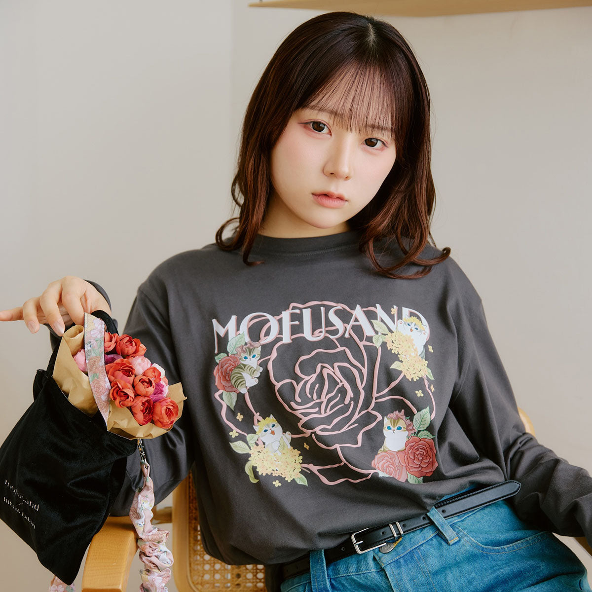 mofusand x Hibiya Kadan Rose Pattern Charcoal Long Sleeve T-Shirt 4570189209236