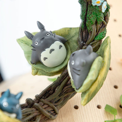 My Neighbor Totoro Hide-and-Seek Wreath Stand Mirror 4990593480432