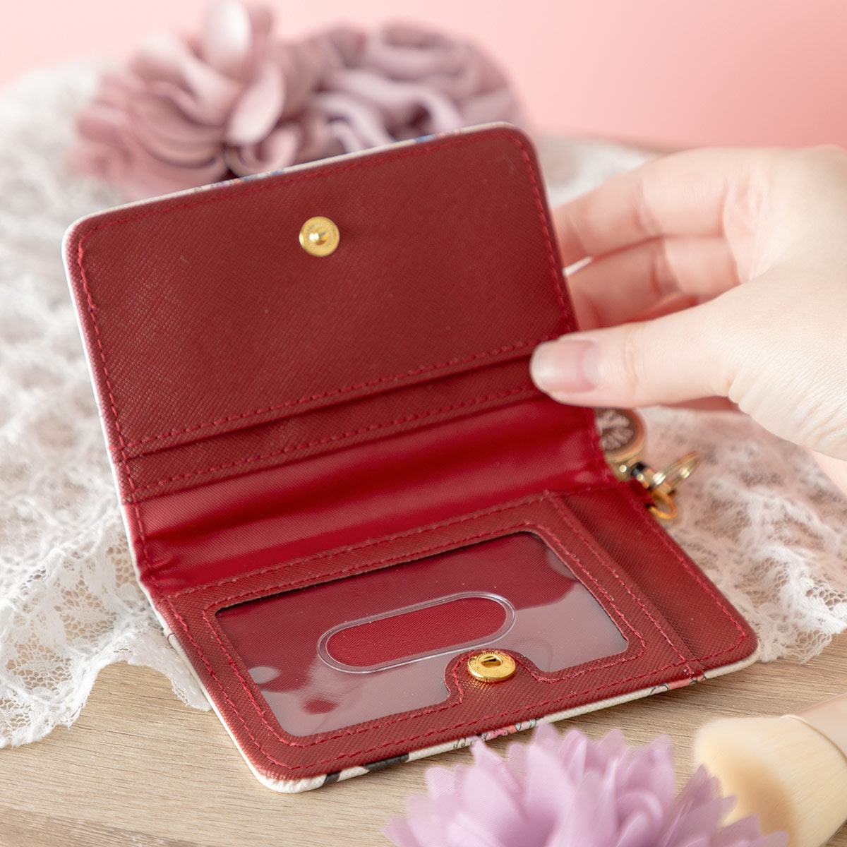 Kiki's Delivery Service Flower Series Card Case - Ghibli Studio