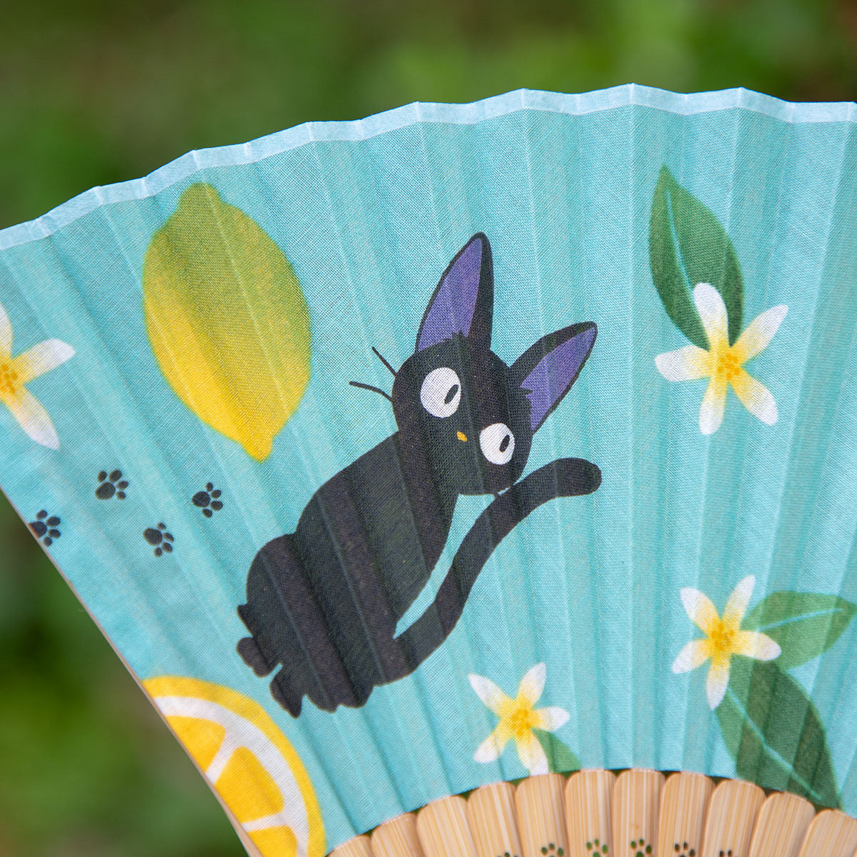 Kiki's Delivery Service Folding Fan Lemon Pattern