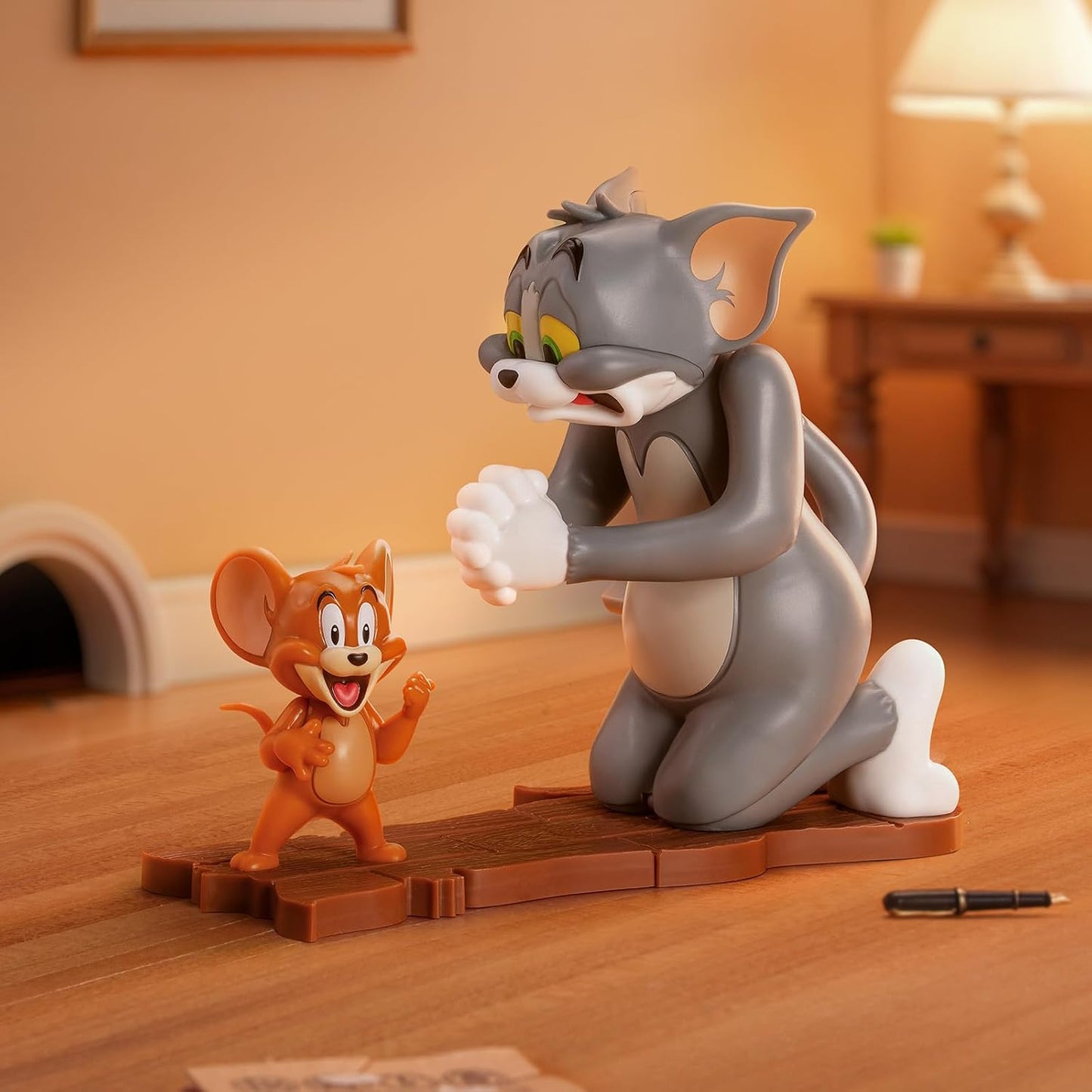 52TOYS Inseparable Chaos Tom and Jerry Wind-Up Figure 4in