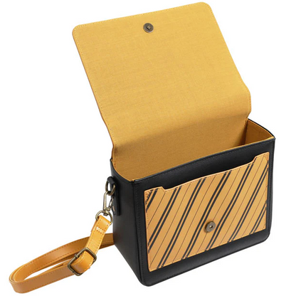The Wizarding World of Harry Potter™ Hufflepuff™ Shoulder bag - Universal Studios Japan