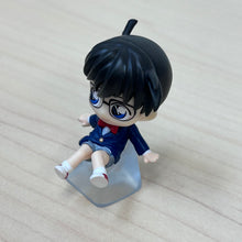 قم بتحميل الصورة في عارض الصور، Detective Conan Mini Figure (Conan Sitting)