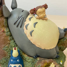 قم بتحميل الصورة في عارض الصور، My Neighbor Totoro Music Box Figurines (Totoro &amp; Mei-chan)- Studio Ghibli