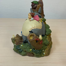 قم بتحميل الصورة في عارض الصور، My Neighbor Totoro Music Box Figurines (Totoro &amp; Mei-chan)- Studio Ghibli