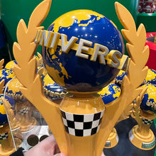 قم بتحميل الصورة في عارض الصور، Mario Kart Race Cup Figure &amp; Coin Chocolate (16 Pcs) - Universal Studio Japan Nintendo World