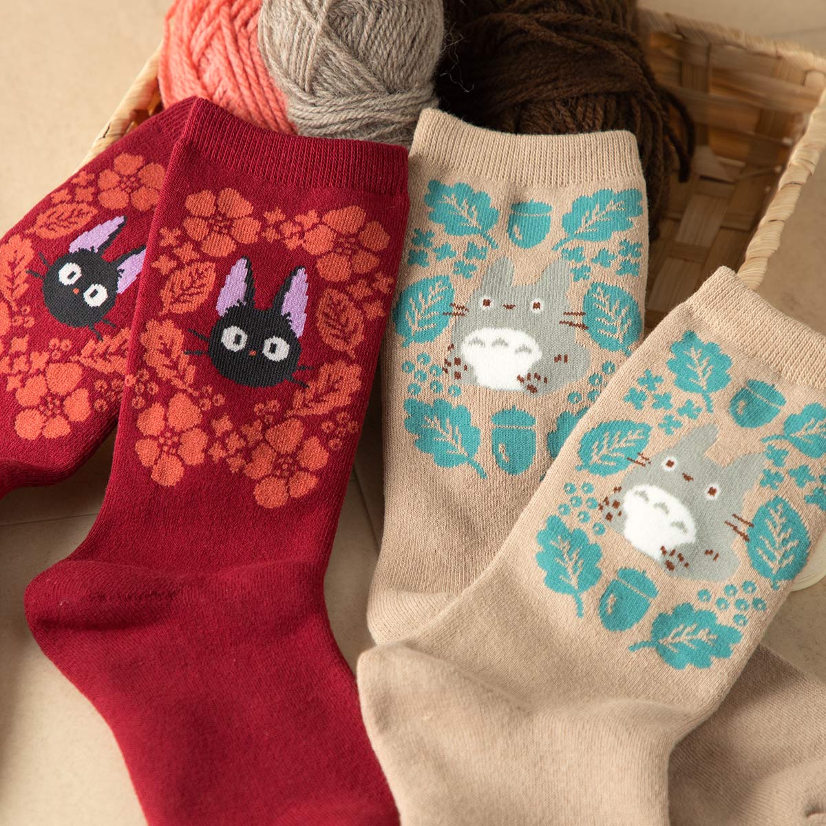 Kiki's Delivery Service Camellia Oil Moisturizing Socks Red 23-25cm