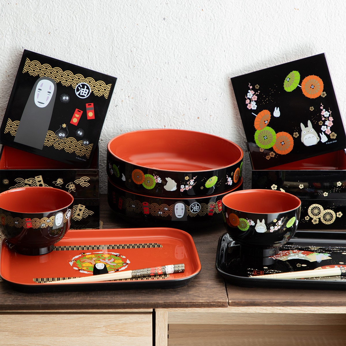 Spirited Away No-Face Lacquered Soup Bowl N2 4973307476037