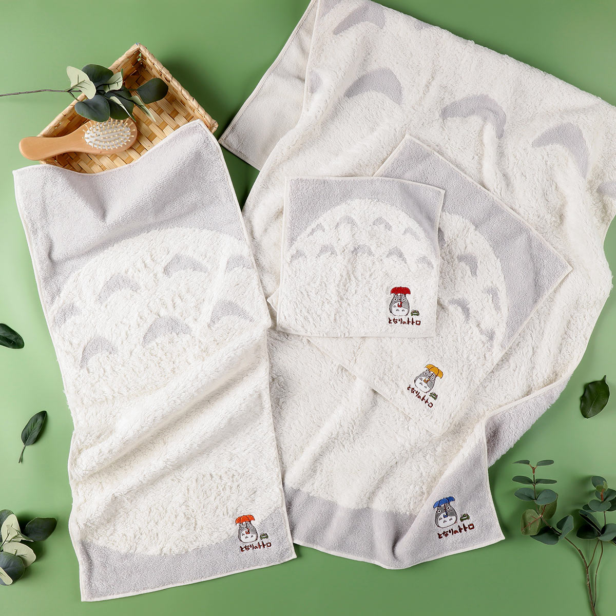 My Neighbor Totoro "Totoro's Belly" Bath Towel - Studio Ghibli