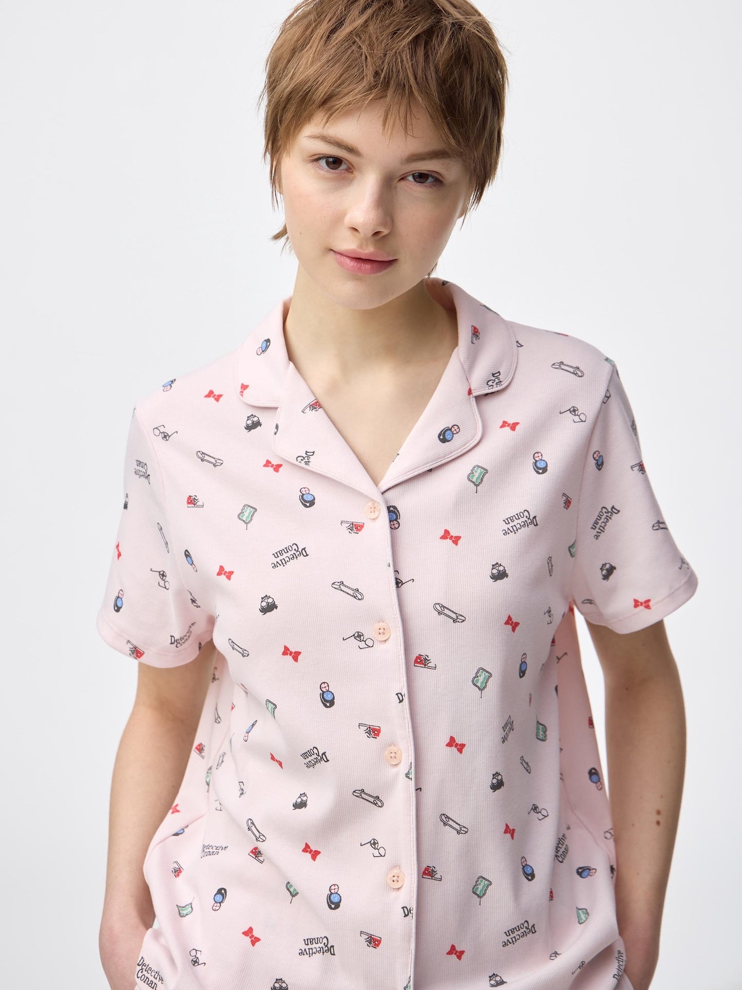 https://image.uniqlo.com/GU/ST3/AsianCommon/imagesgoods/360361/item/goods_10_360361_3x4.jpg