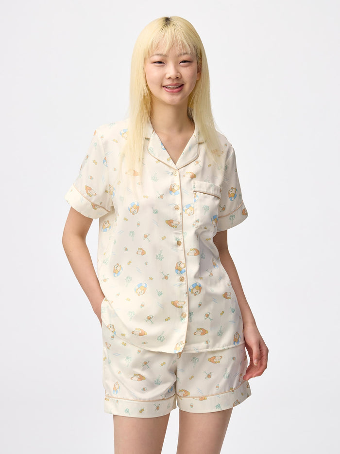 https://image.uniqlo.com/GU/ST3/AsianCommon/imagesgoods/359903/item/goods_30_359903_3x4.jpg