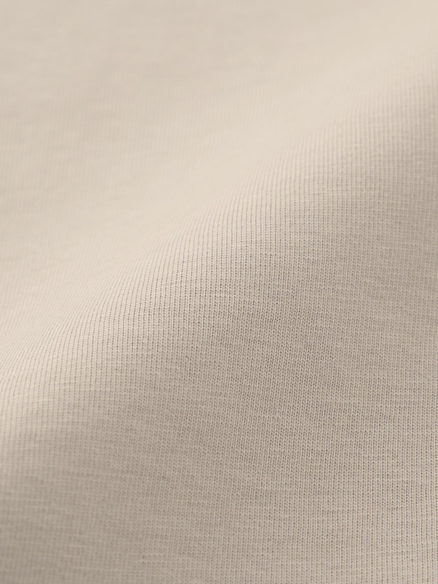 https://image.uniqlo.com/GU/ST3/AsianCommon/imagesgoods/359492001/sub/goods_359492001_sub81_3x4.jpg