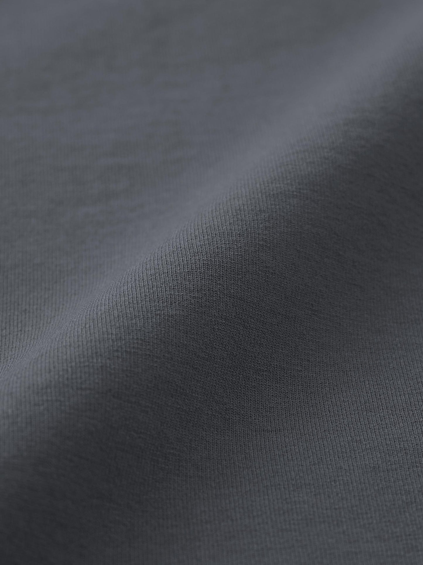 https://image.uniqlo.com/GU/ST3/AsianCommon/imagesgoods/359614001/sub/goods_359614001_sub81_3x4.jpg