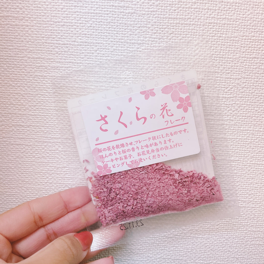 Sakura Flake to Decorate Cakes & Sweets